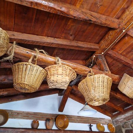 Colonos Alojamientos Rurales Guarroman ภายนอก รูปภาพ