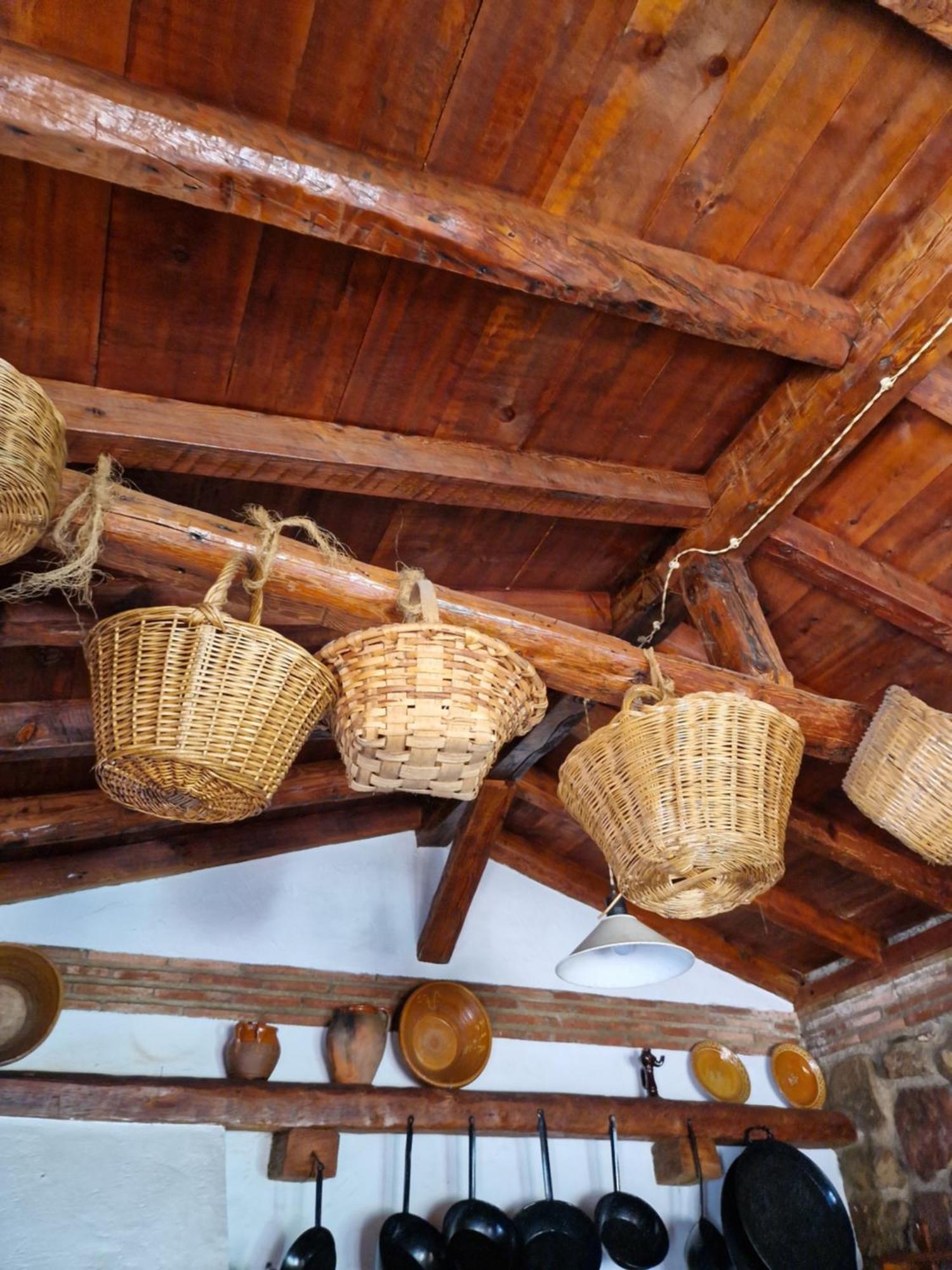 Colonos Alojamientos Rurales Guarroman ภายนอก รูปภาพ
